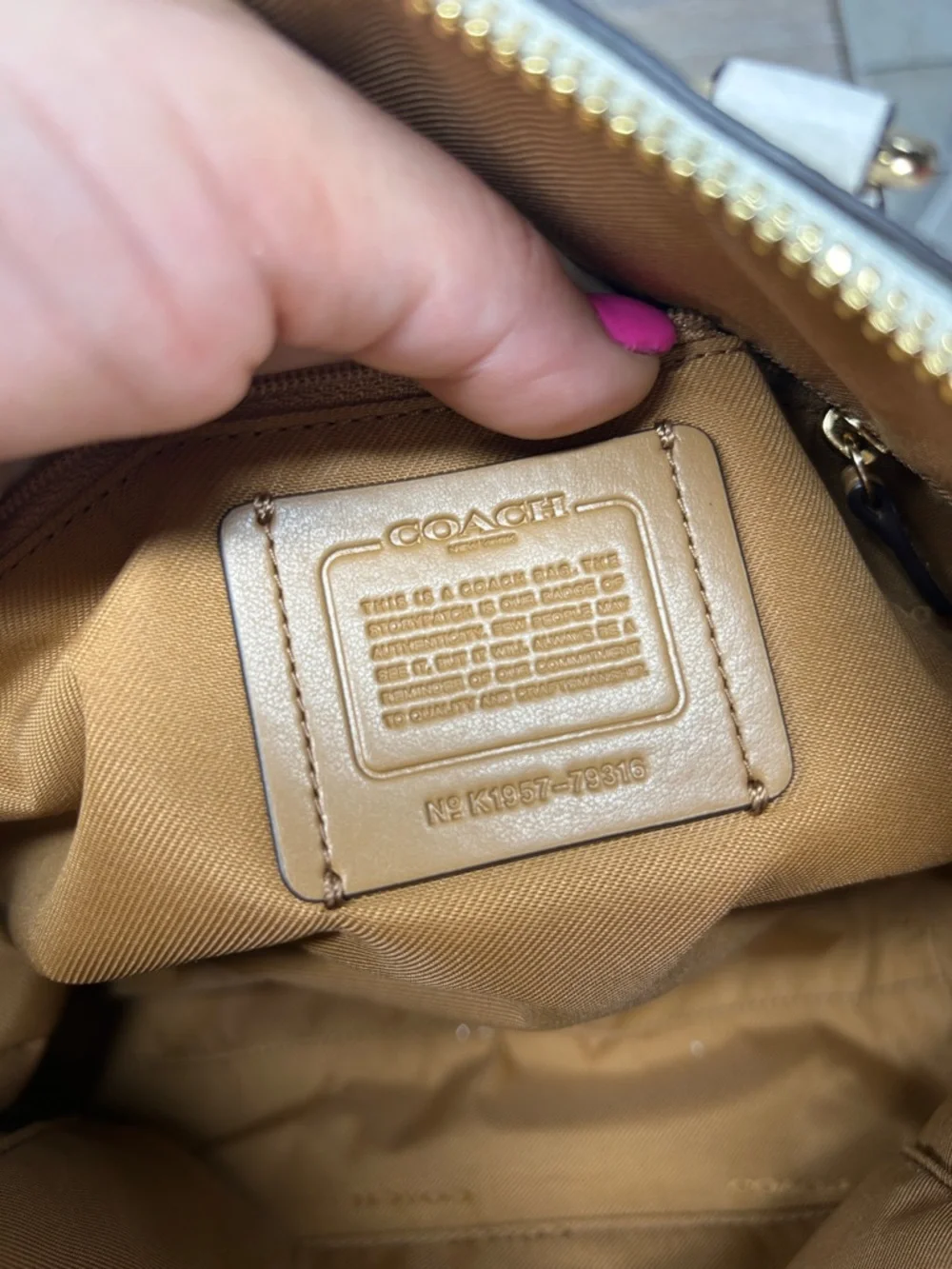Coach cream satchel - Picture 6 of 13